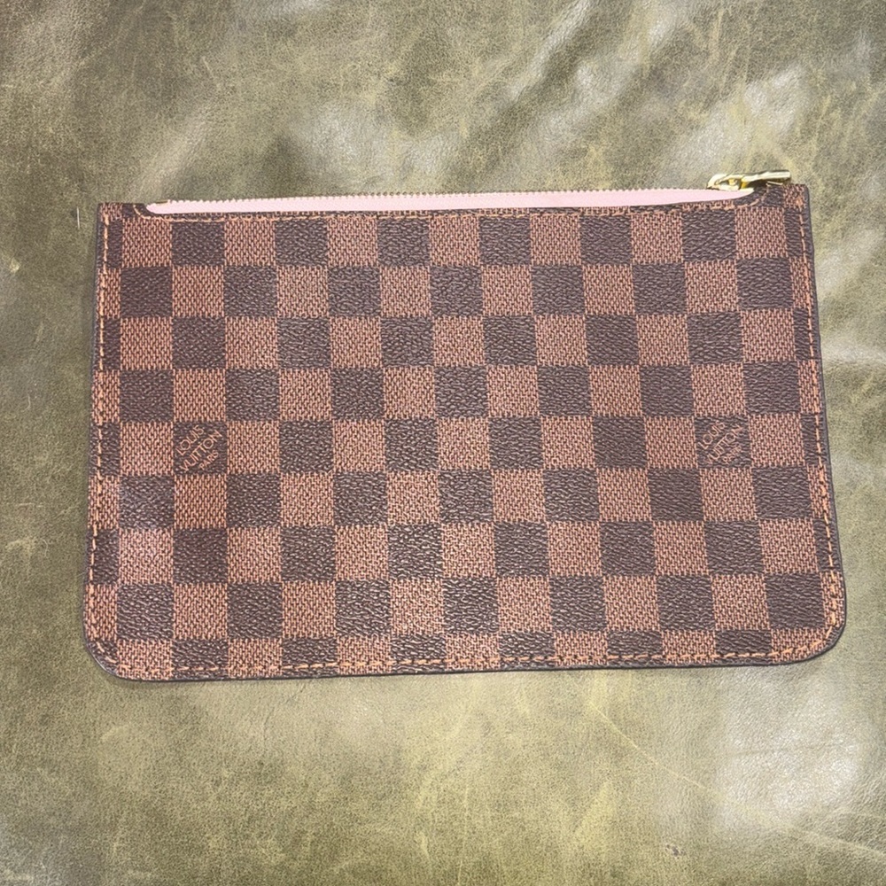 GENUINE Louis Vuitton Damier Ebene Neverfull MM Pochette *** WITHOUT STRAP****